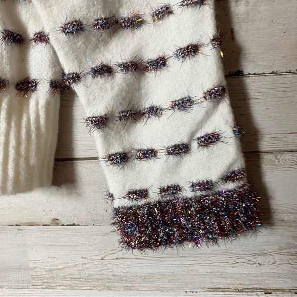 NWOT Tribekka 44 Cream Tinsel Sweater Medium - Picture 3 of 6